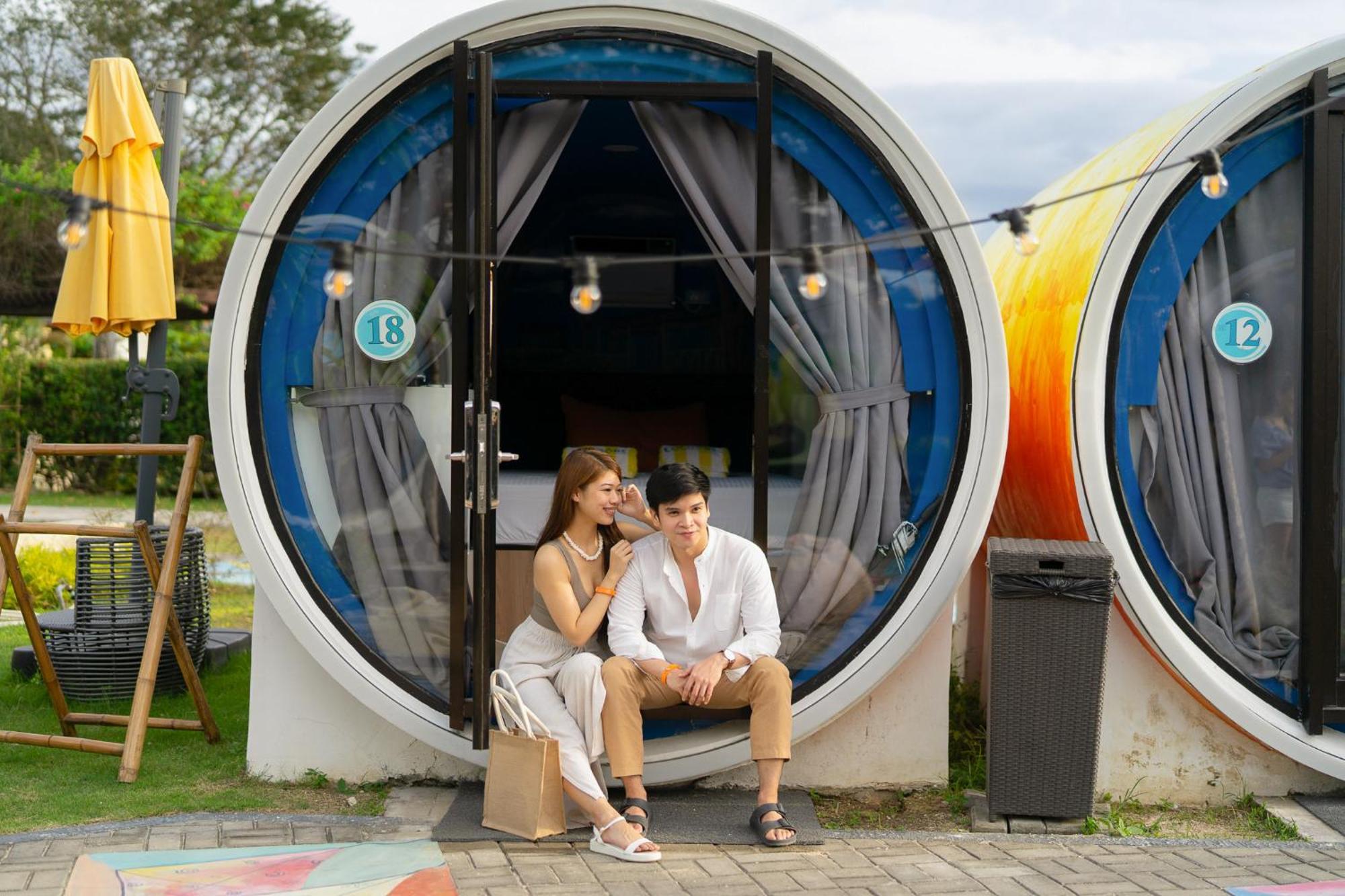 Cocoons Casobe Hotel Batangas Exterior photo